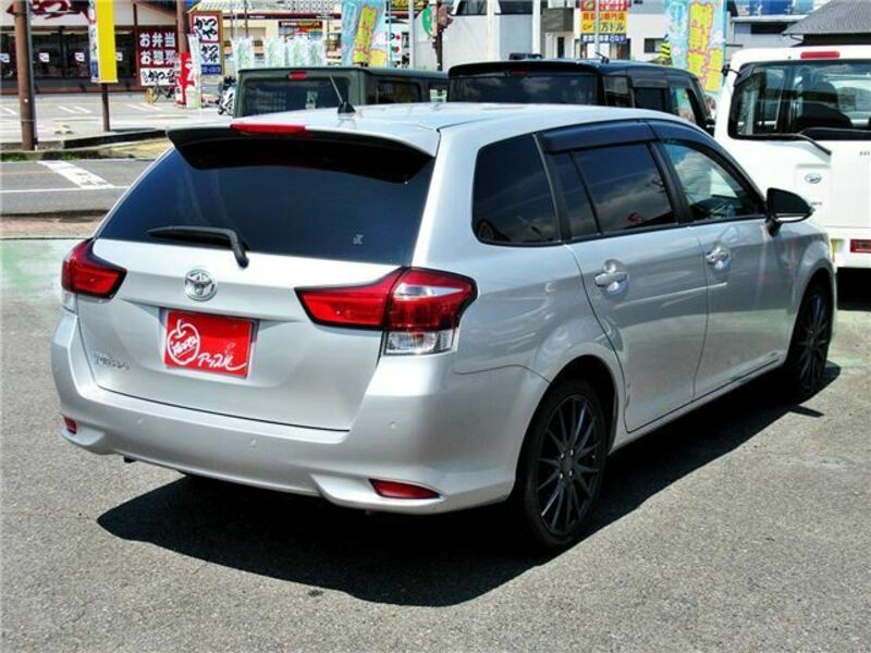 COROLLA FIELDER