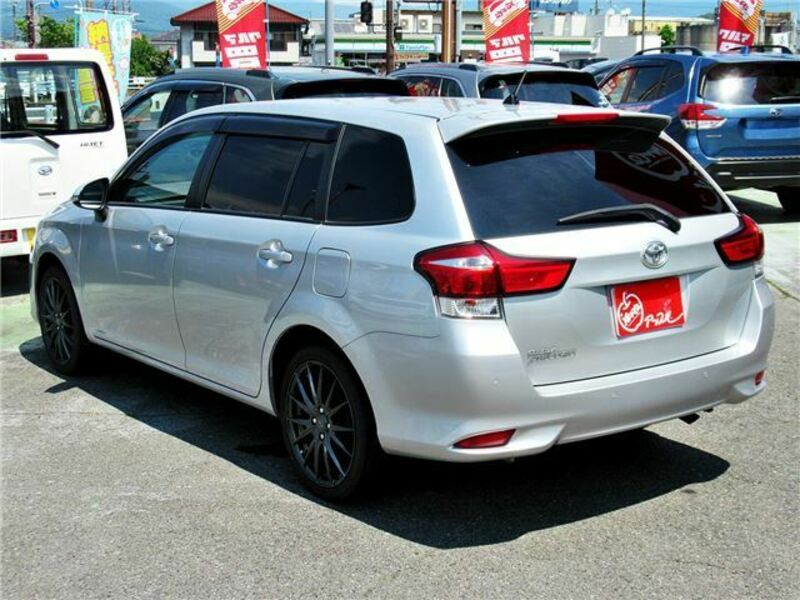 COROLLA FIELDER