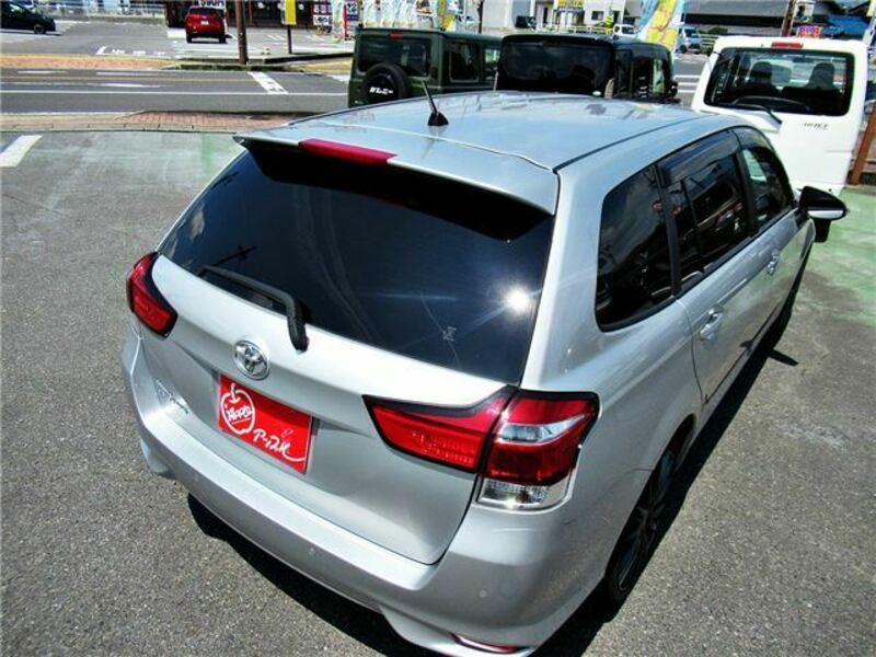 COROLLA FIELDER