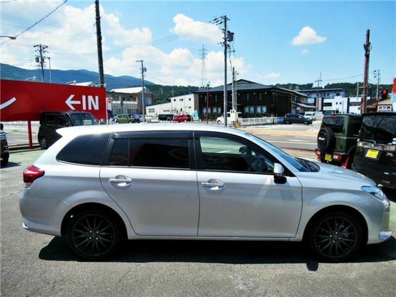 COROLLA FIELDER