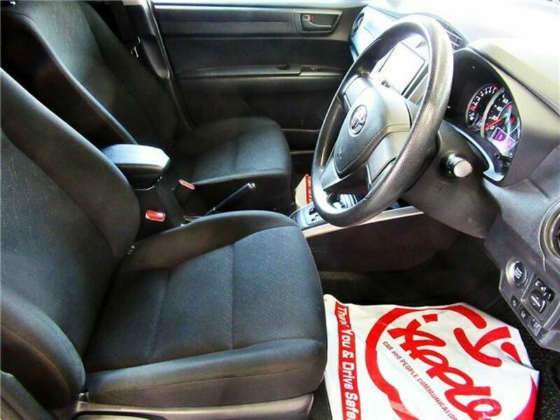 COROLLA FIELDER