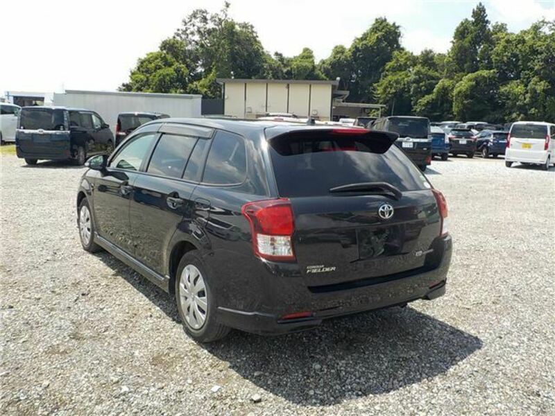 COROLLA FIELDER