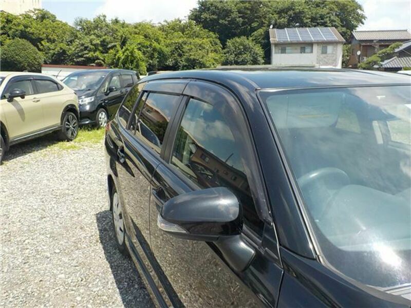 COROLLA FIELDER