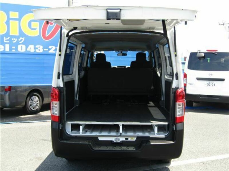 NV350 CARAVAN