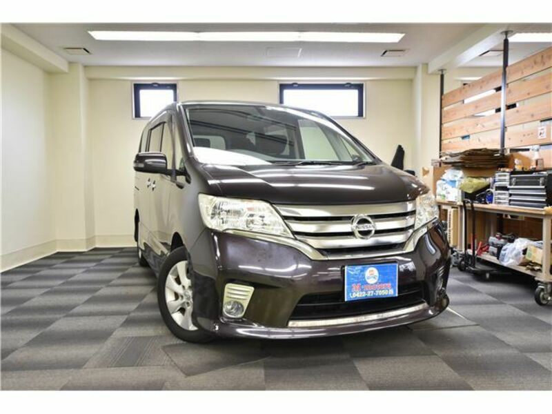 NISSAN SERENA