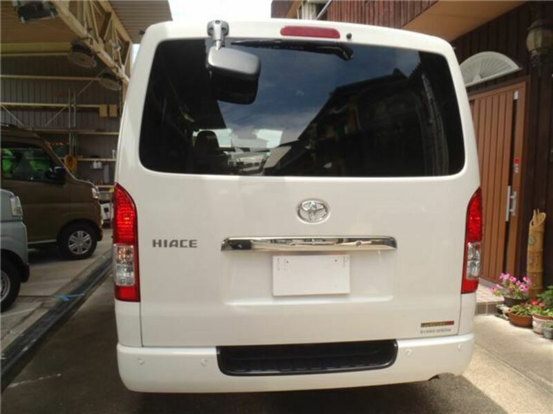 HIACE VAN