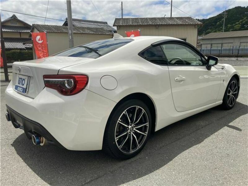 86