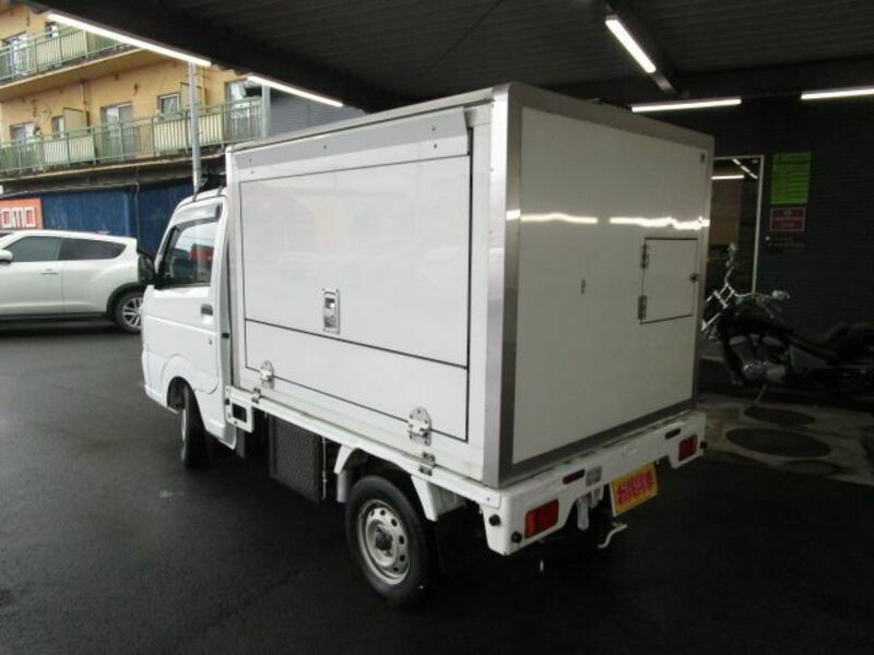 CARRY TRUCK