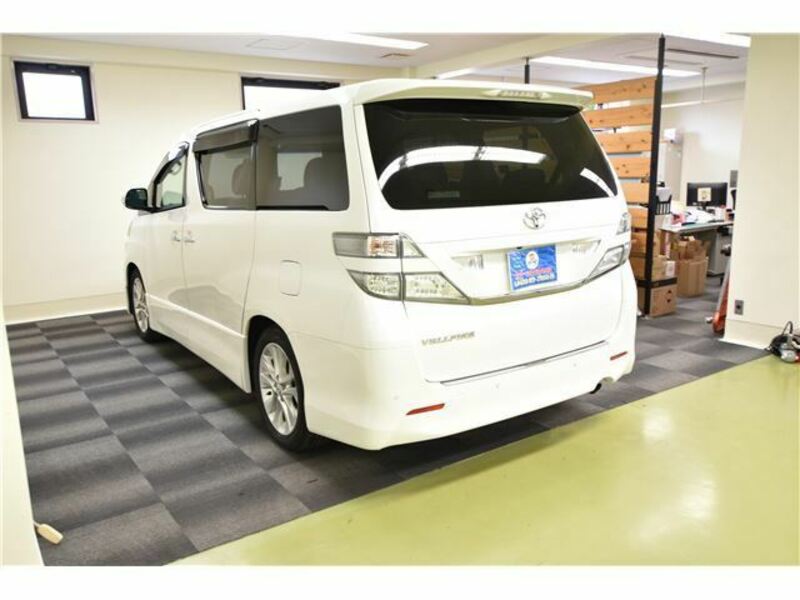 VELLFIRE