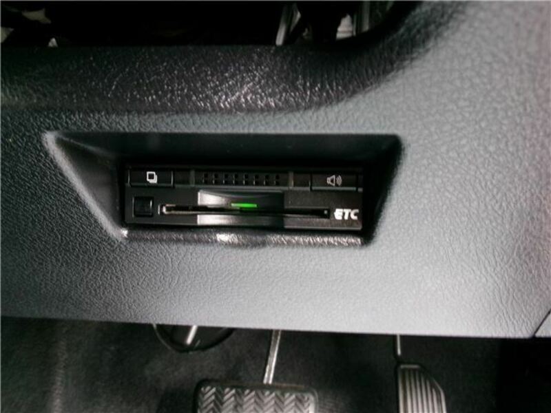 AURIS