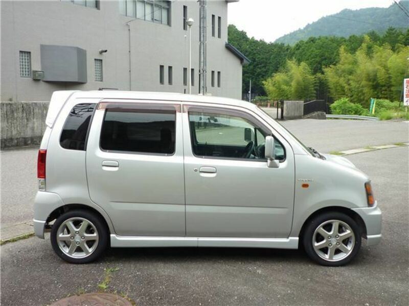 WAGON R