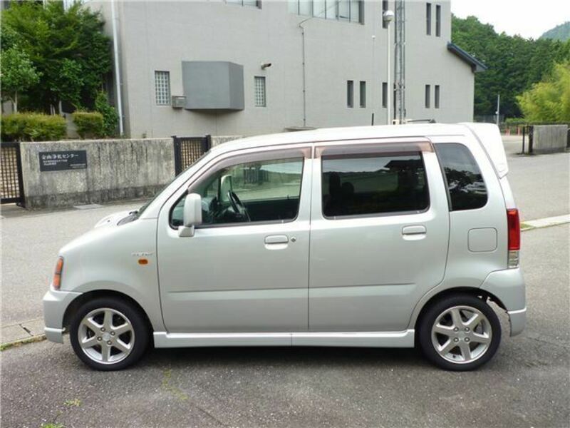 WAGON R