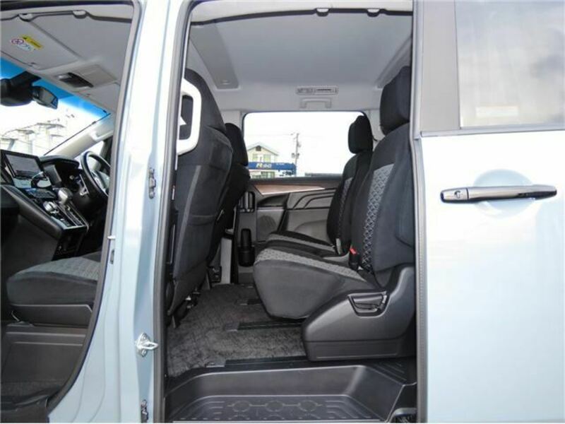 DELICA D5