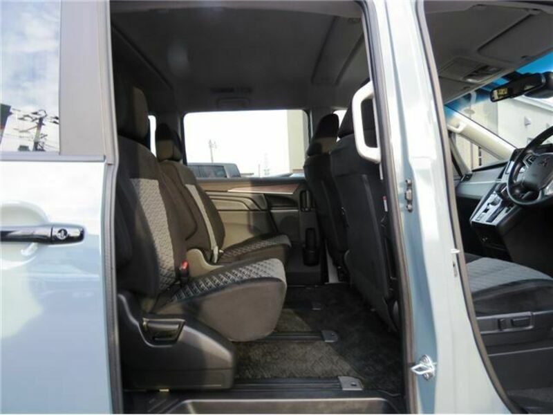 DELICA D5