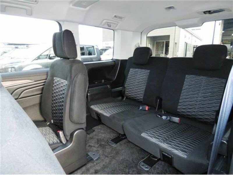 DELICA D5