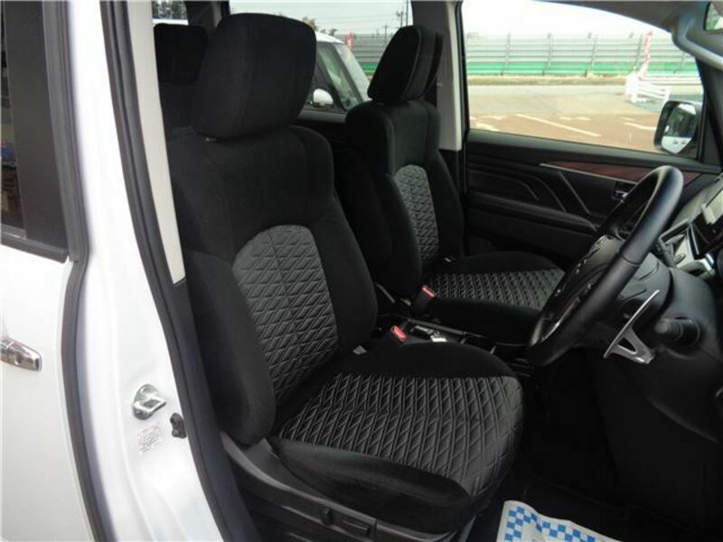 DELICA D5