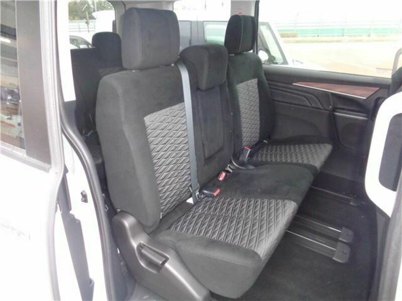 DELICA D5