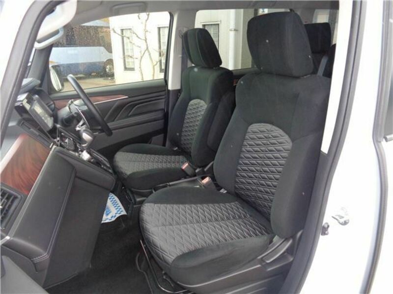 DELICA D5