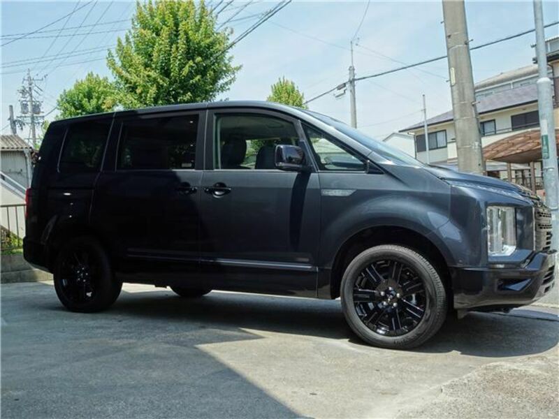 DELICA D5