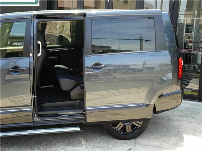 DELICA D5