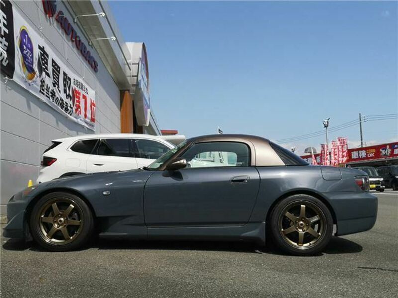 S2000