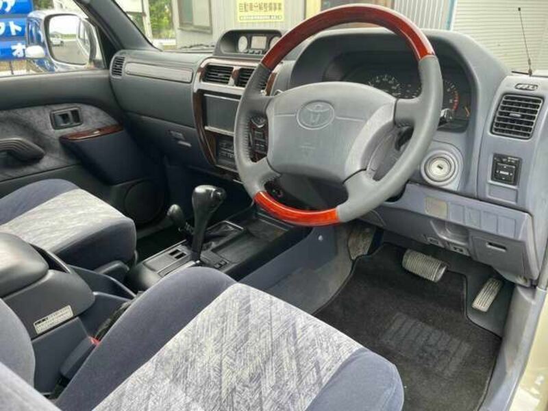 LAND CRUISER PRADO