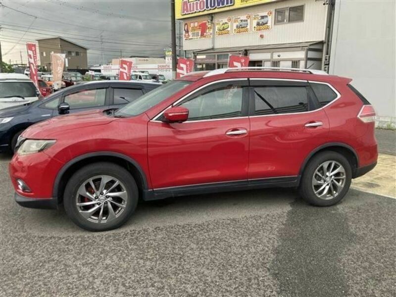 X-TRAIL