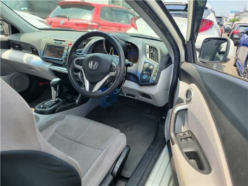 CR-Z