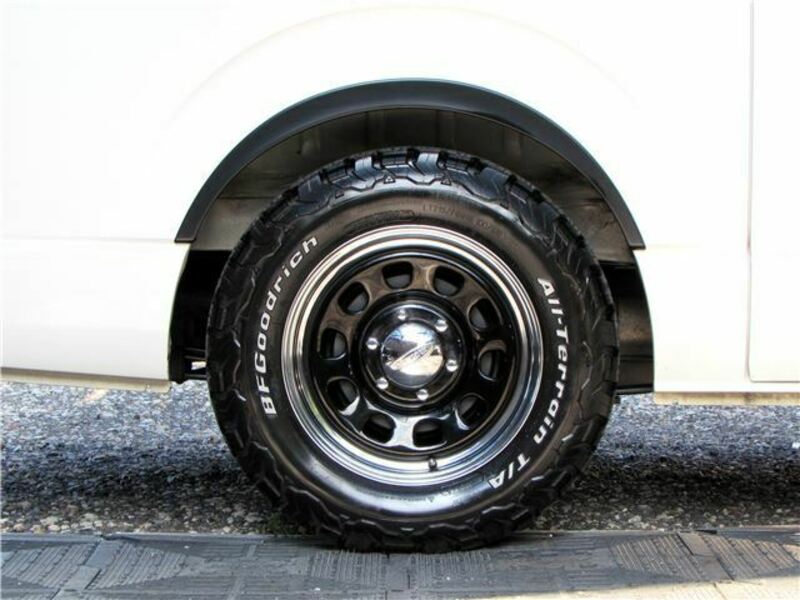 HIACE VAN