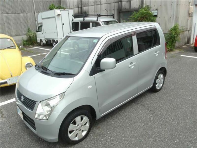 WAGON R