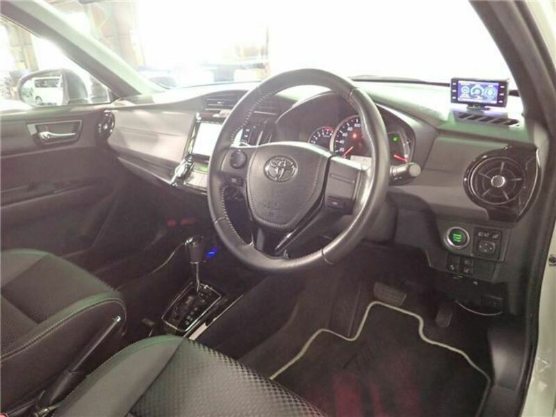 COROLLA FIELDER