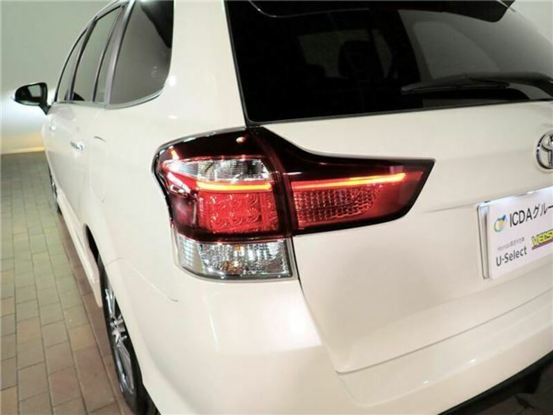 COROLLA FIELDER