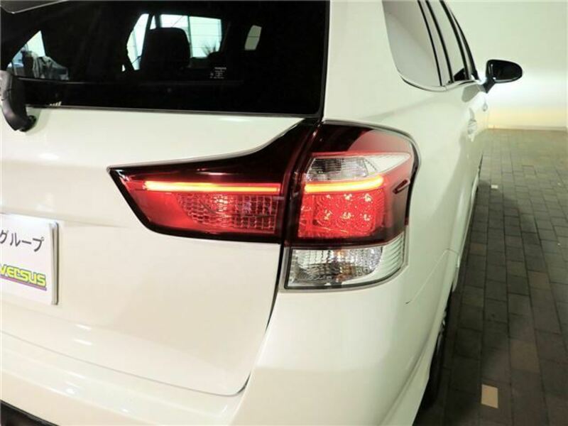 COROLLA FIELDER