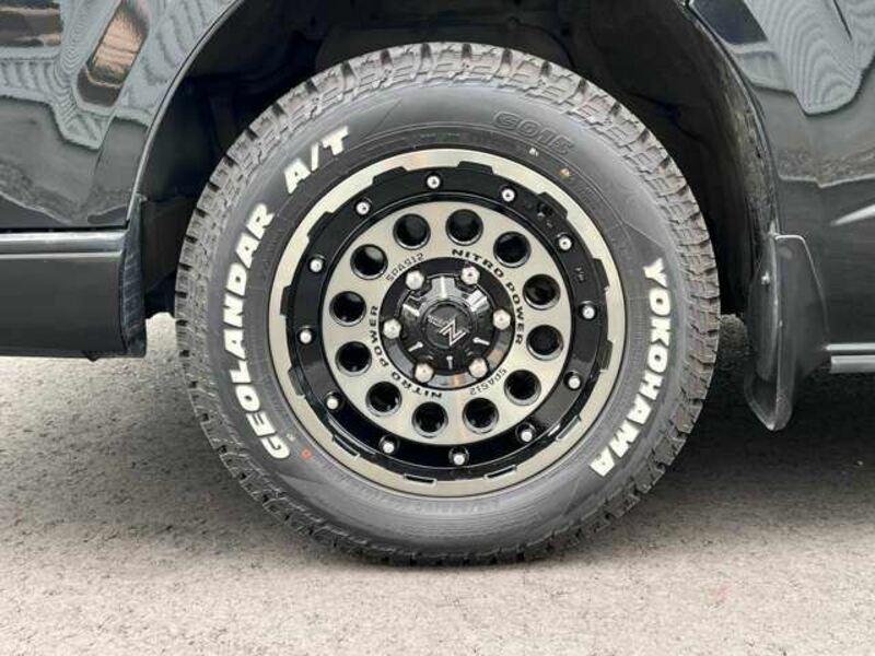 HIACE VAN