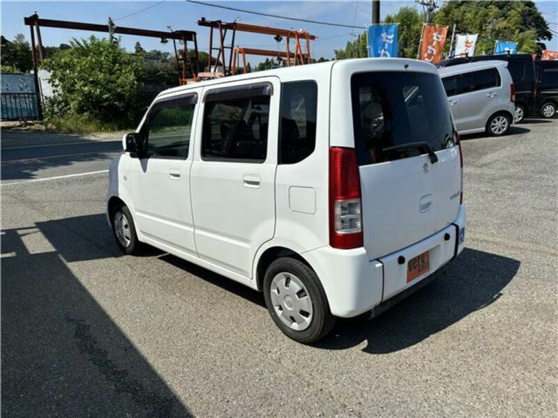 WAGON R