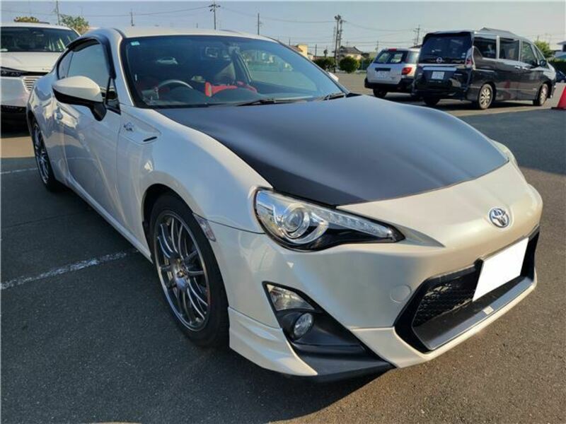 TOYOTA 86