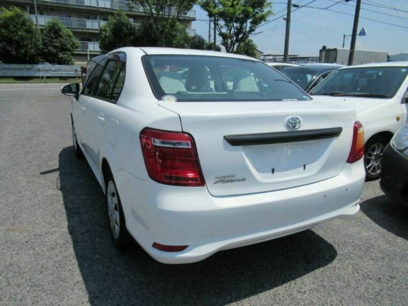 COROLLA AXIO