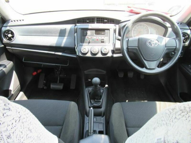 COROLLA AXIO