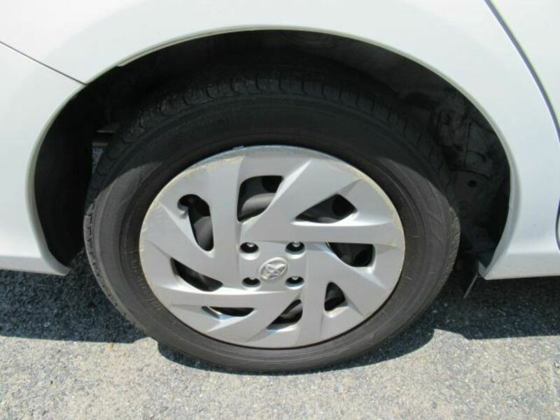 COROLLA AXIO