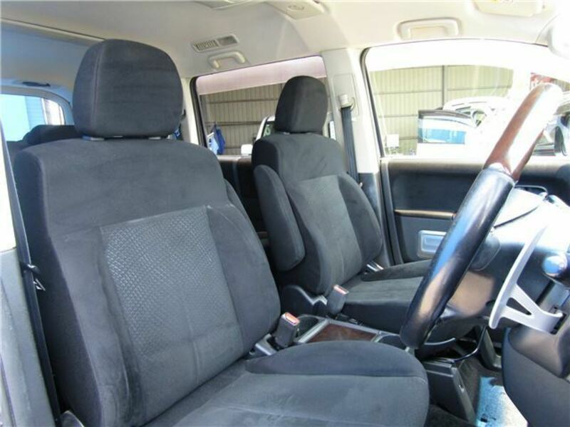 DELICA D5