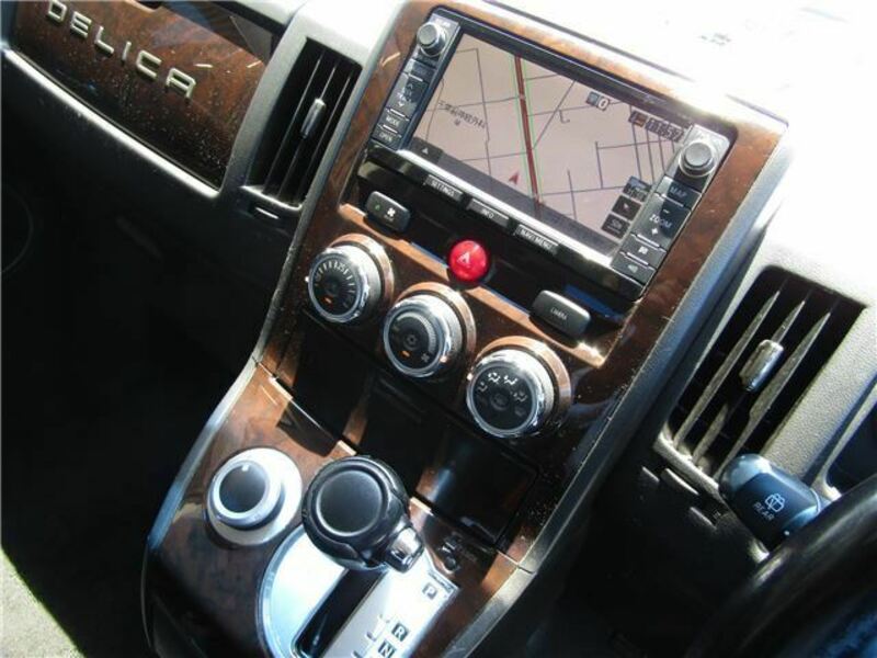 DELICA D5