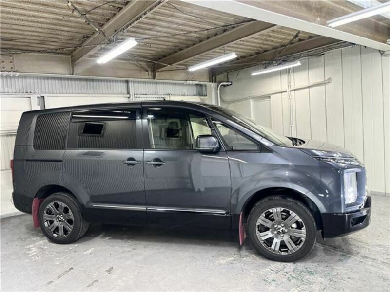 DELICA D5