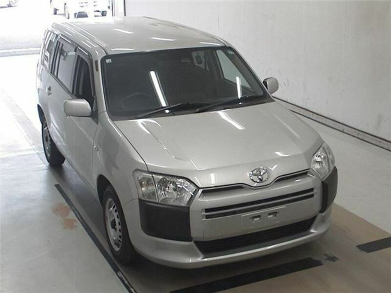 TOYOTA SUCCEED