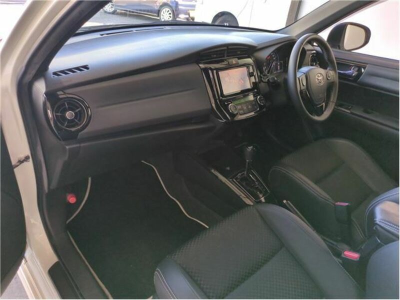 COROLLA FIELDER
