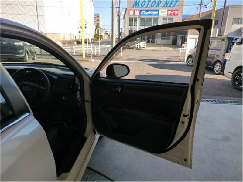 COROLLA FIELDER