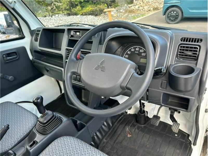 MINICAB TRUCK