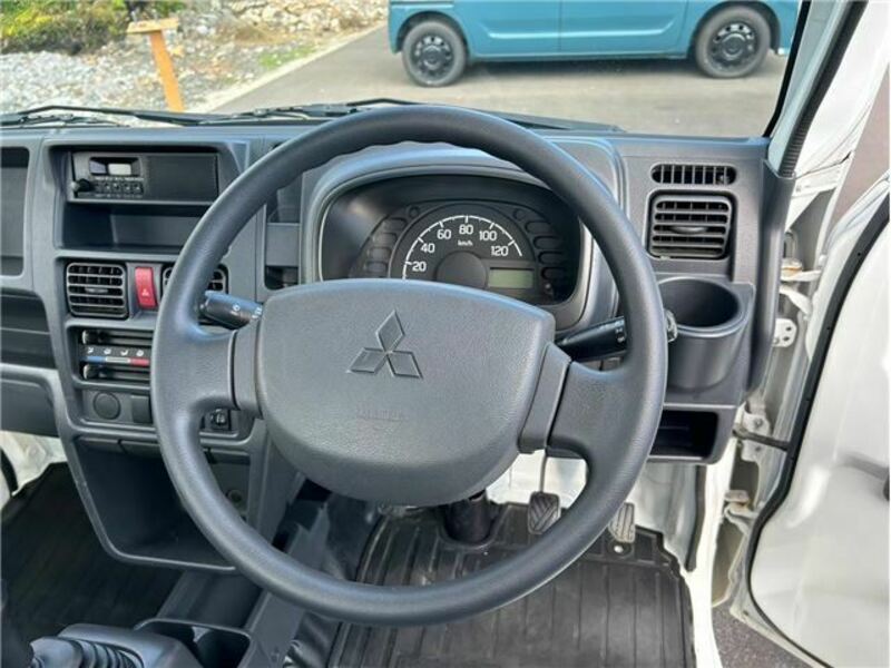 MINICAB TRUCK