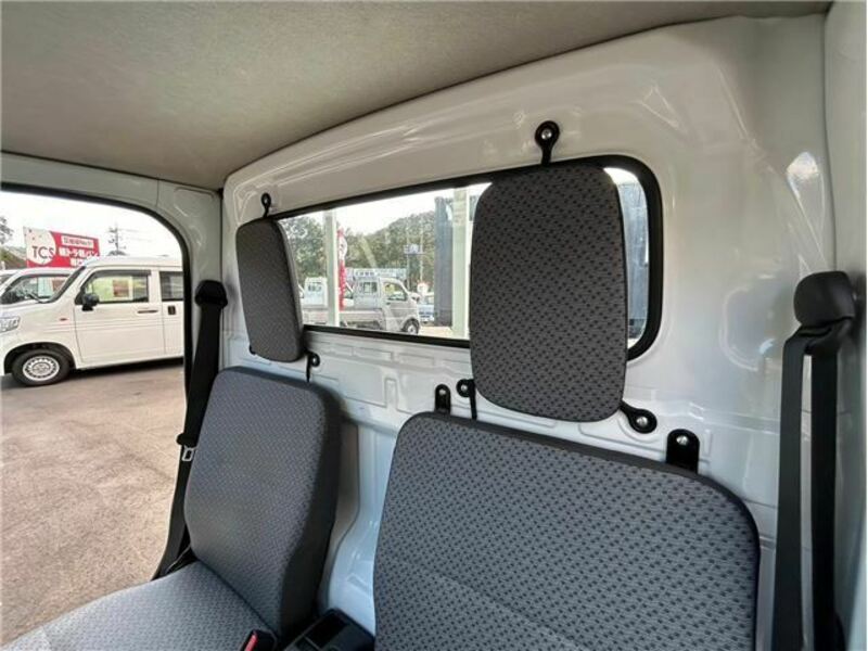 MINICAB TRUCK