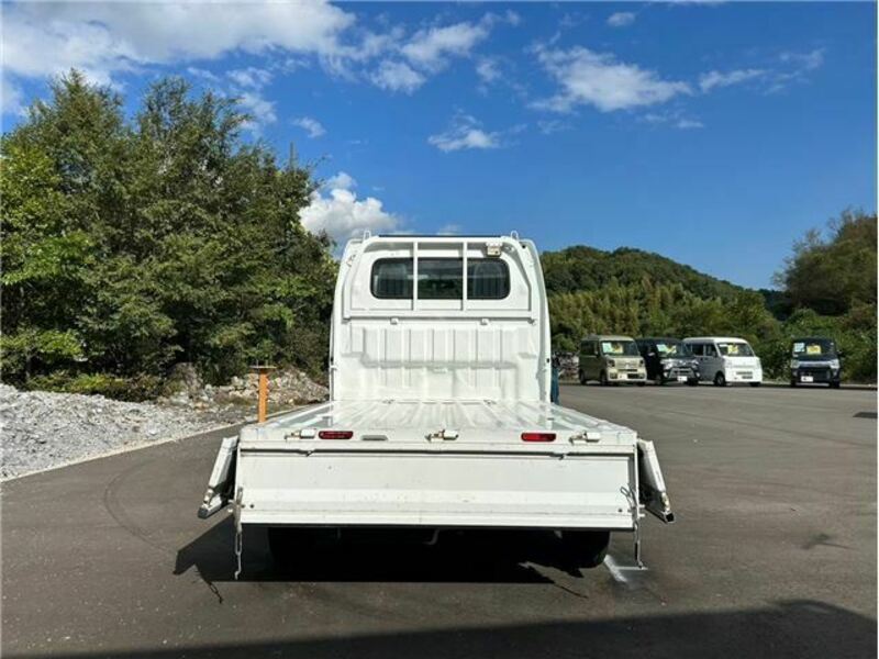 MINICAB TRUCK