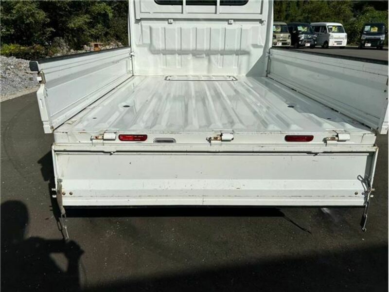 MINICAB TRUCK